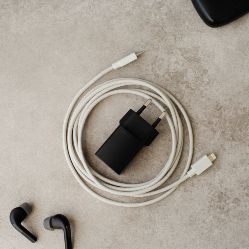 Sudio C1L Cable, White