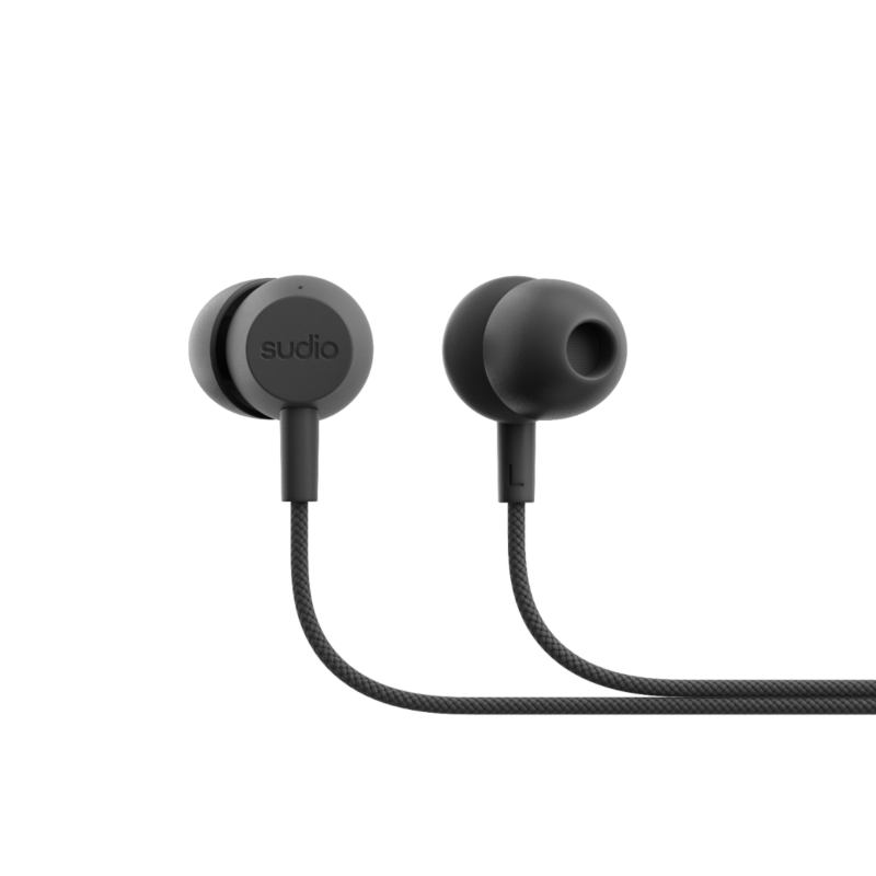 sudio TRE BLACK イヤフォン【箱・付属品すべてそろっています】 sudio TRE BLACK イヤフォン【箱・付属品すべてそろっています