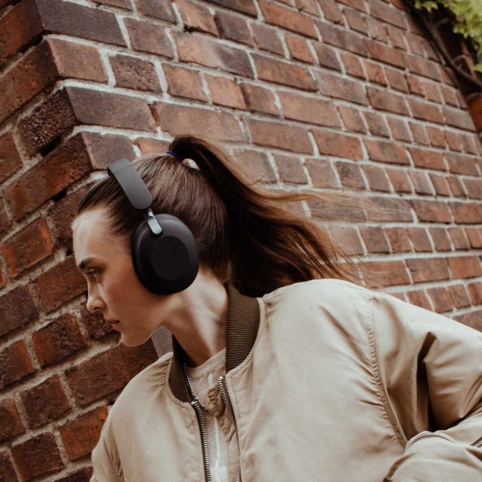 Sudio K2 Pro ブラック | 密閉型ハイブリッドアクティブノイズキャンセ