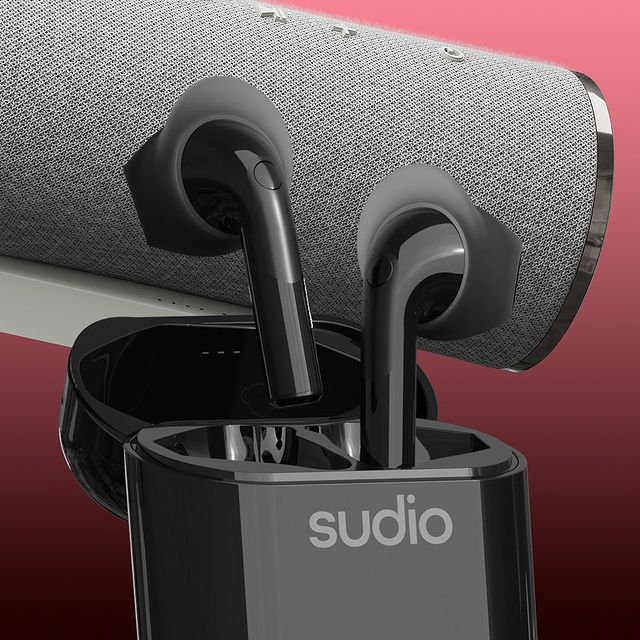 Let's start the week with heart-thumping music ⭐️⁠
⁠
Run to our website and check out our Sudio Nio bundle, don't let anything stop you from being a total #couplegoals and #friendshipgoals with our favorite model 