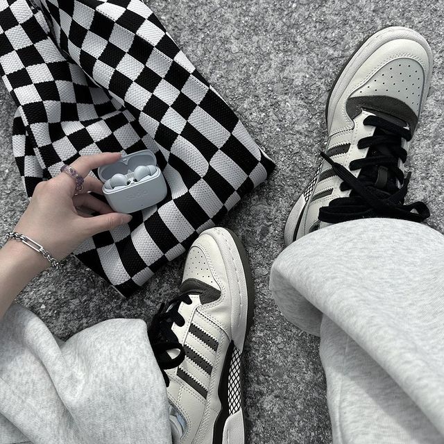 We like your vibe. Heres to you, doing you. ⁠⁠#sudio #designingsound #sudioonyou #N2ProSteelBlue #N2ProSand #N2ProBlack #E2Black #FemtioSilver #F2Black