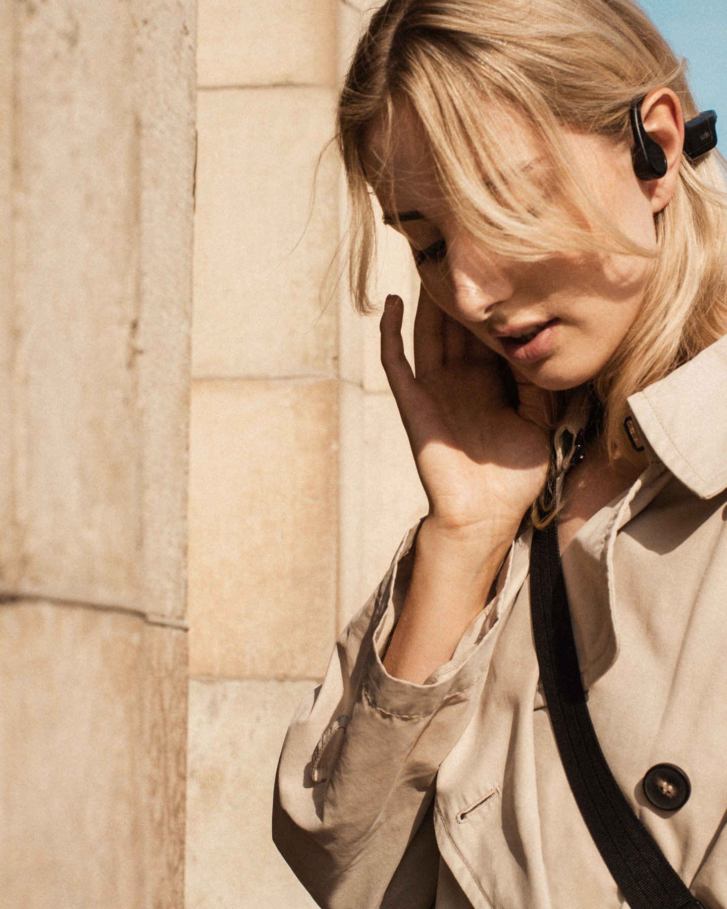 From the city streets to the gym – new year, new goals.#sudio #shapingsound #gymmotivation #B2White #B2Black