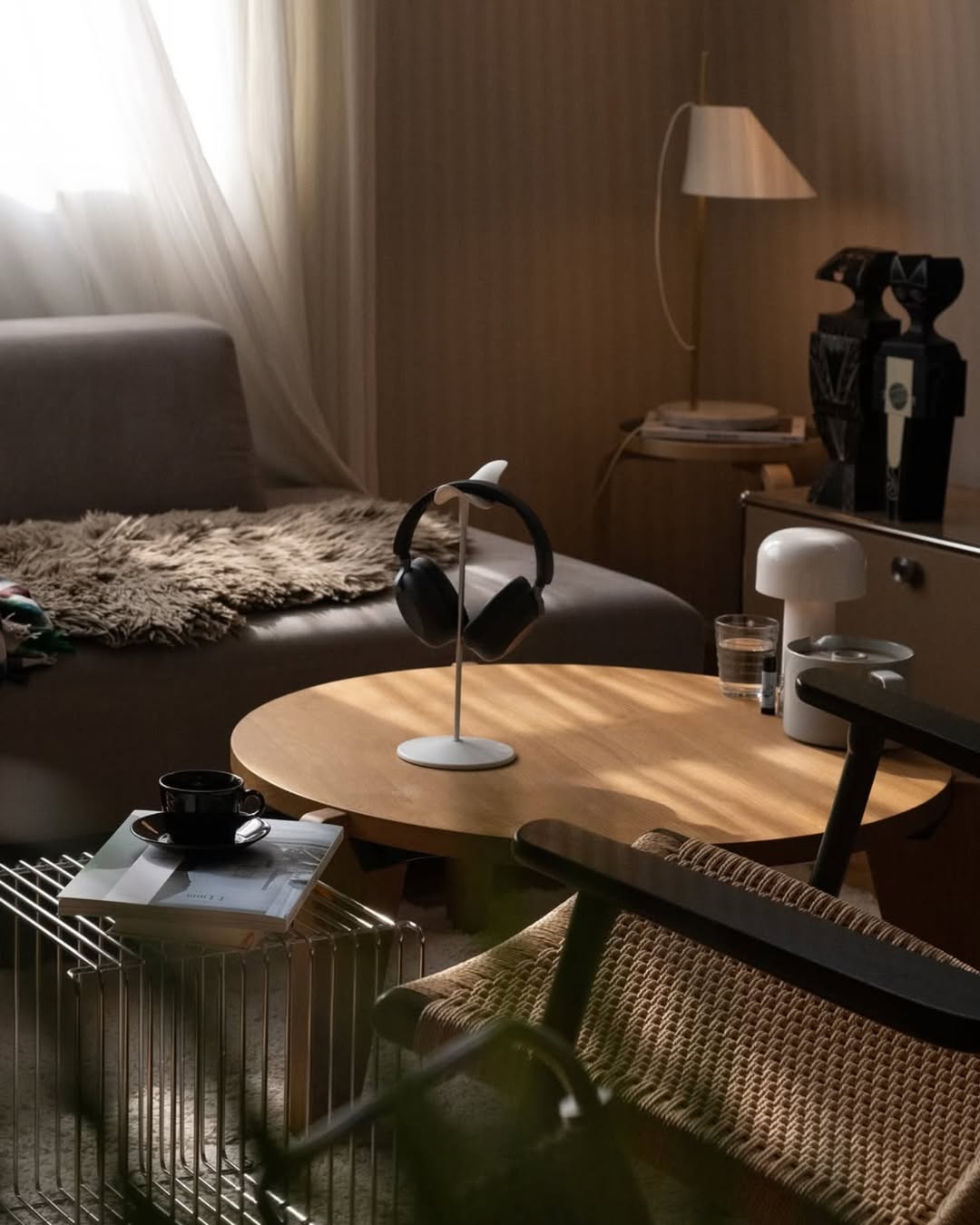 The perfect pairing: cozy corners & K2 Pro headphones 