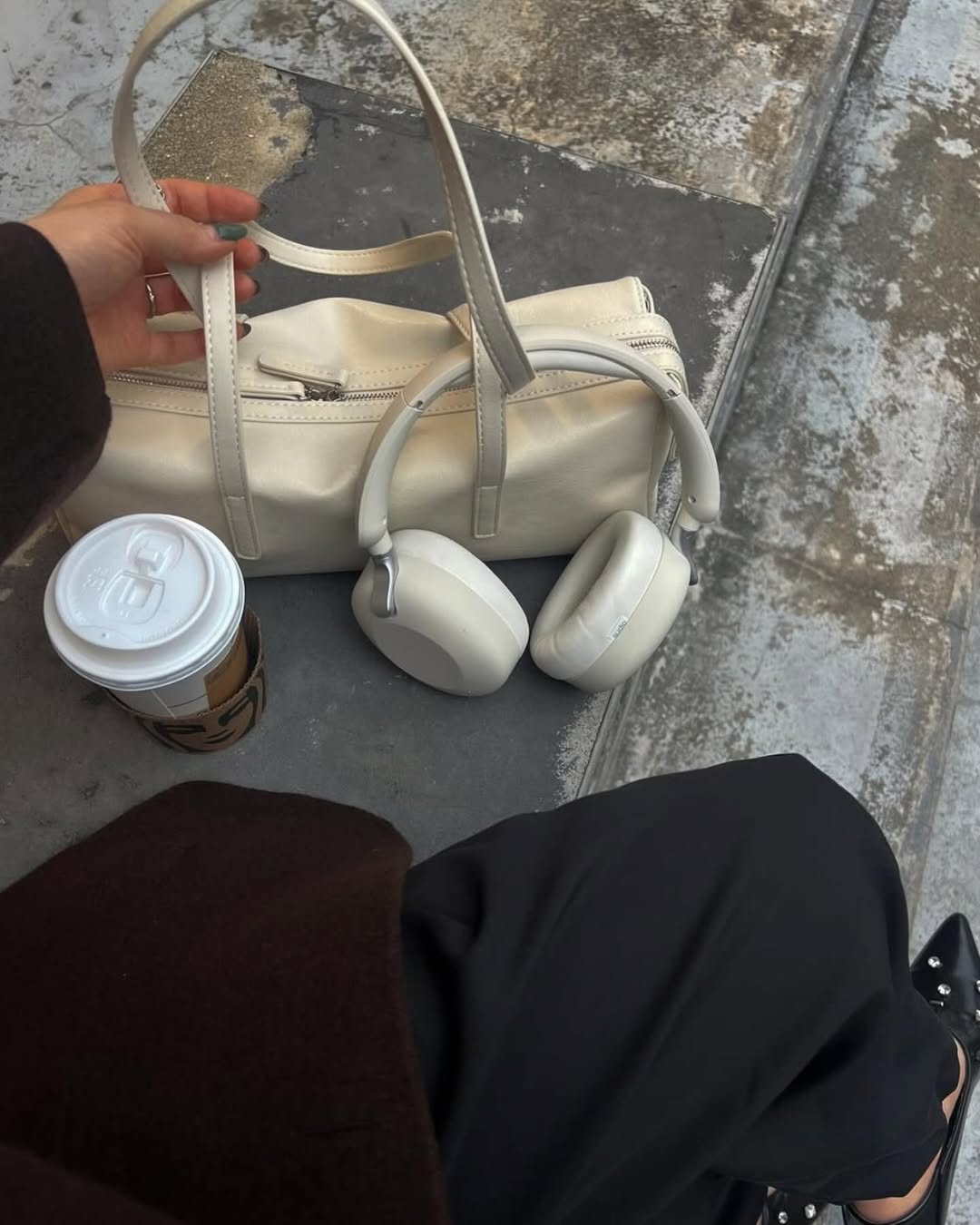 Who’s ready for some cosy winter vibes? ✨????⛄️#sudio #sudioonyou #K2ProWhite #cuddletime