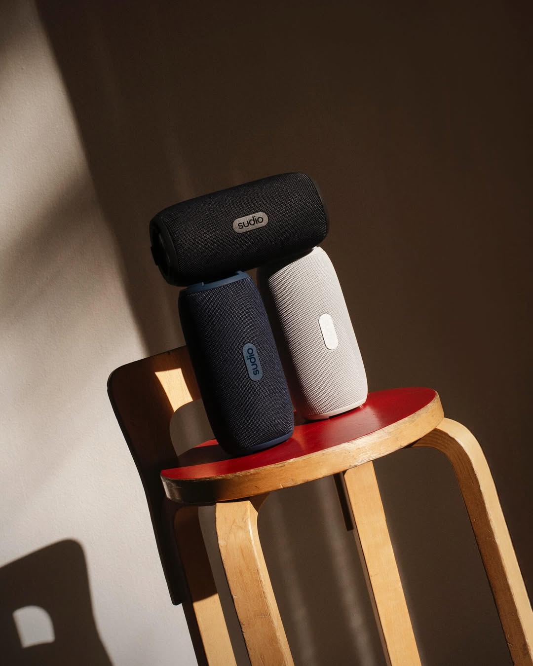 S-A-L-E = ???? Girl math.Up to 50% OFF• Buy 3 = EXTRA 15% OFF• Buy 2 = EXTRA 10% OFFYour cart knows what to do. #sudio #shapingsound #bundledeals #F5ProBlack #N3ProWhite