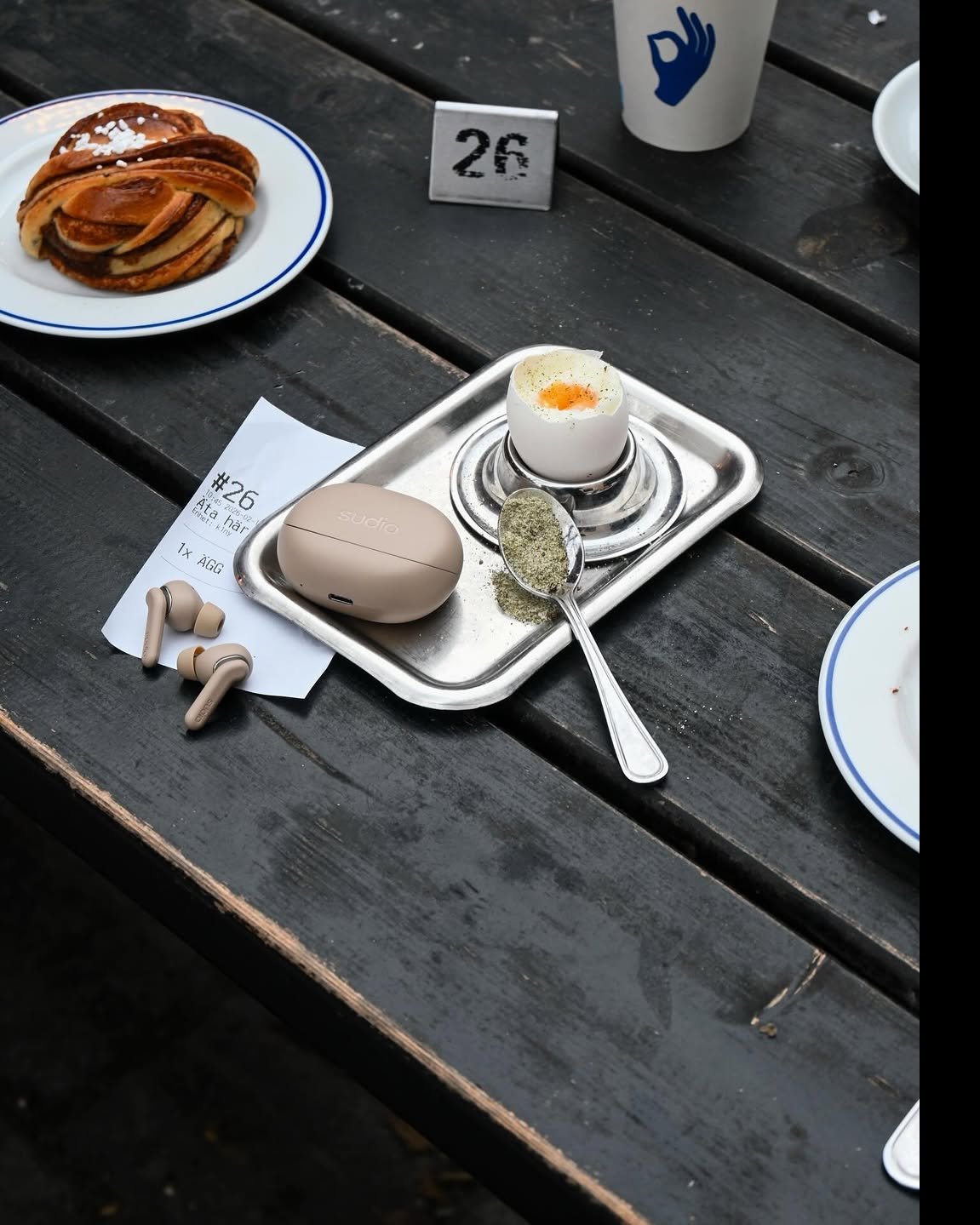 POV: you came for coffee and stayed for the vibes. ☕???? E4 Pro Latte on repeat.　#sudio #shapingsound #coffeetime #E4ProLatte