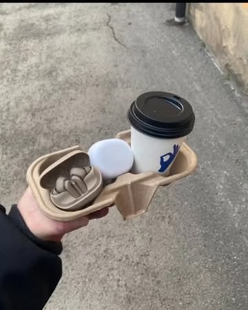 coffee + the e4 pro = fuel for your day ☕????#sudio #shapingsound #E4ProLatte #E4ProCloudWhite