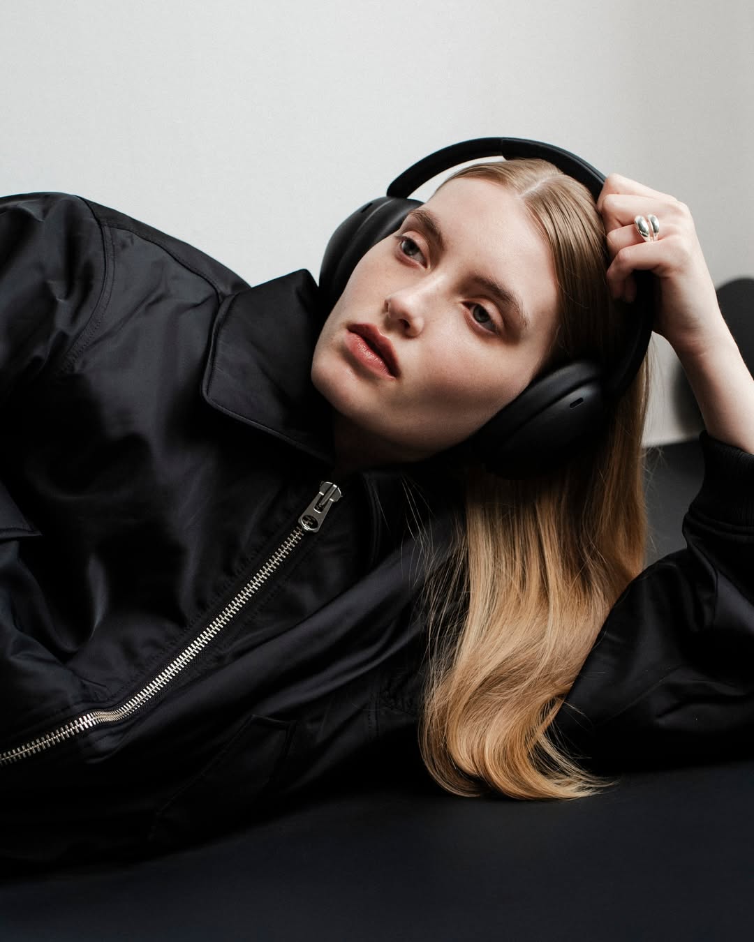 sorry, cant hear you. ???? ANC is on. talk to me later.the k3 in ink black — active noise cancellation, up to 55hrs playtime.summer sale is live - up to 30% off at sudio.com.#sudio #shapingsound #k3inkblack