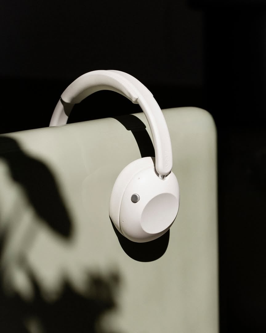 the k3 pro in milky white — enjoy hybrid active noise cancelling and up to 65hrs of warm, detailed sound.#sudio #k3pro  #k3promilkywhite  #shapingsound