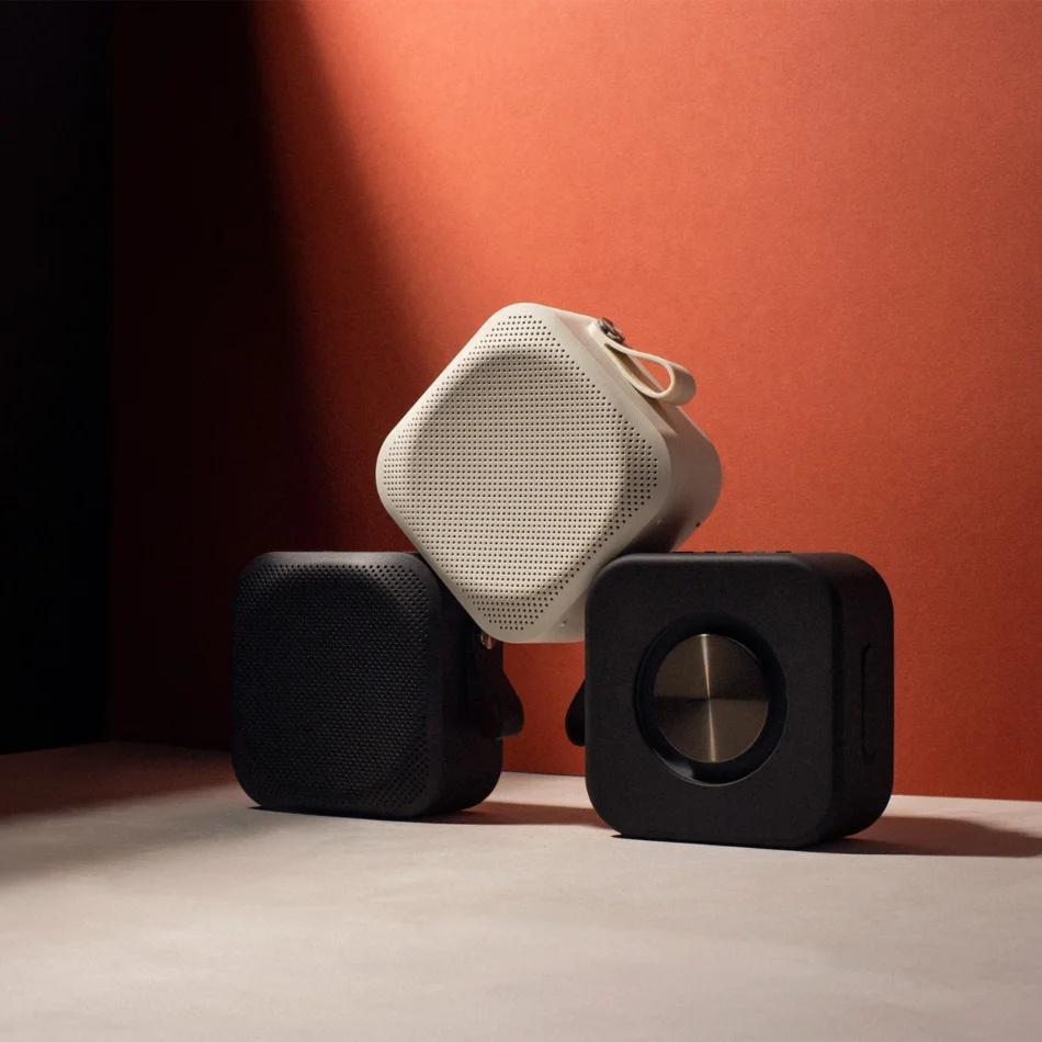 スピーカー・ウーファー SUDIO F2 Bluetooth5.3 IPX7 iOS Android Amazon.com: Sudio F2 Portable Bluetooth Speaker with AUX