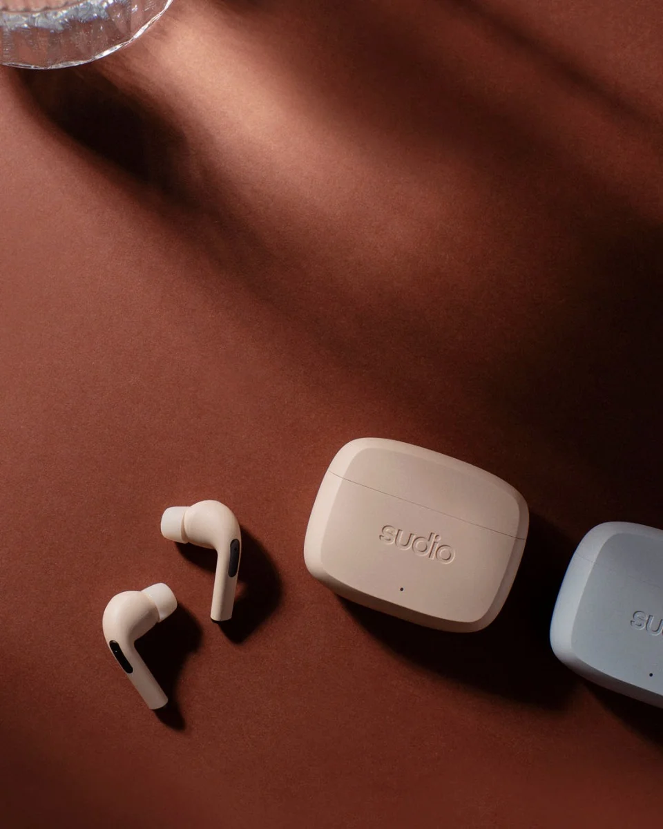 The All-In-One Earbuds