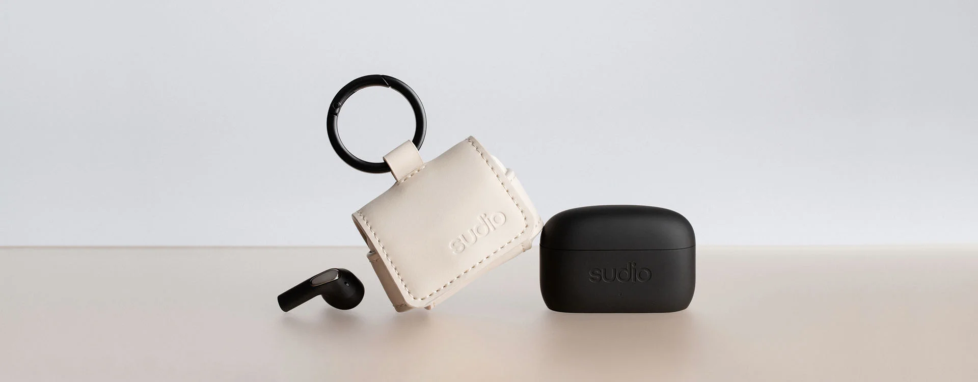 【数々のアワードを受賞】 Sudio E3専用イヤホンカバーケース イヤホン