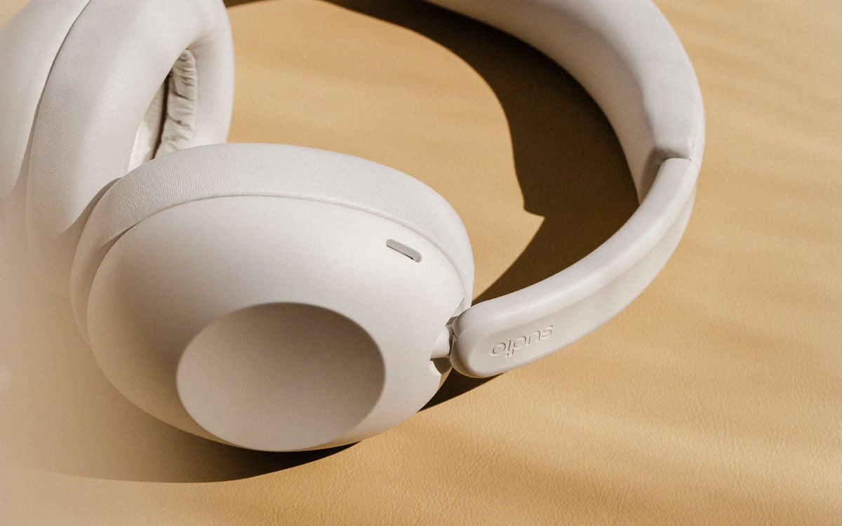 sudio k3 headphone Bright White