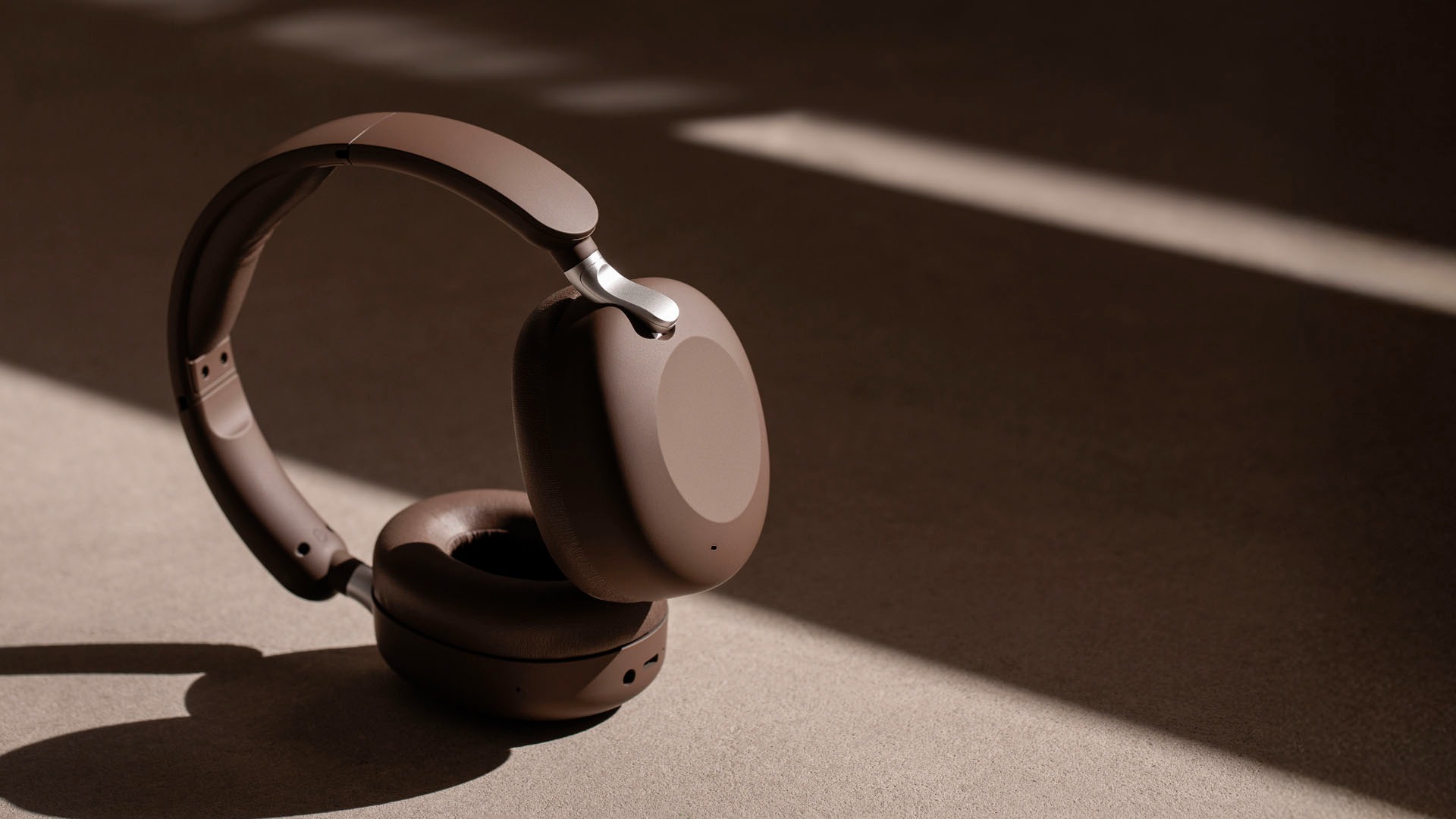 Travel-ready Noise Cancelling Headphones