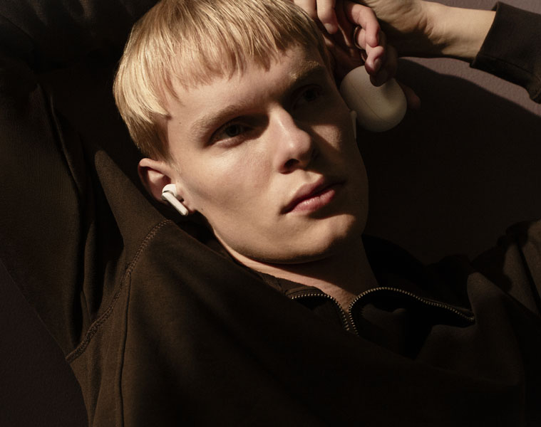 Sudio E4 Pro earbuds